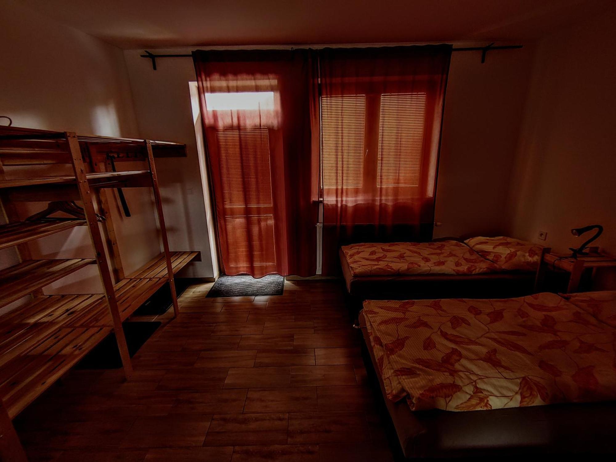 Apartmany Centrum Pavčina Lehota Cameră foto